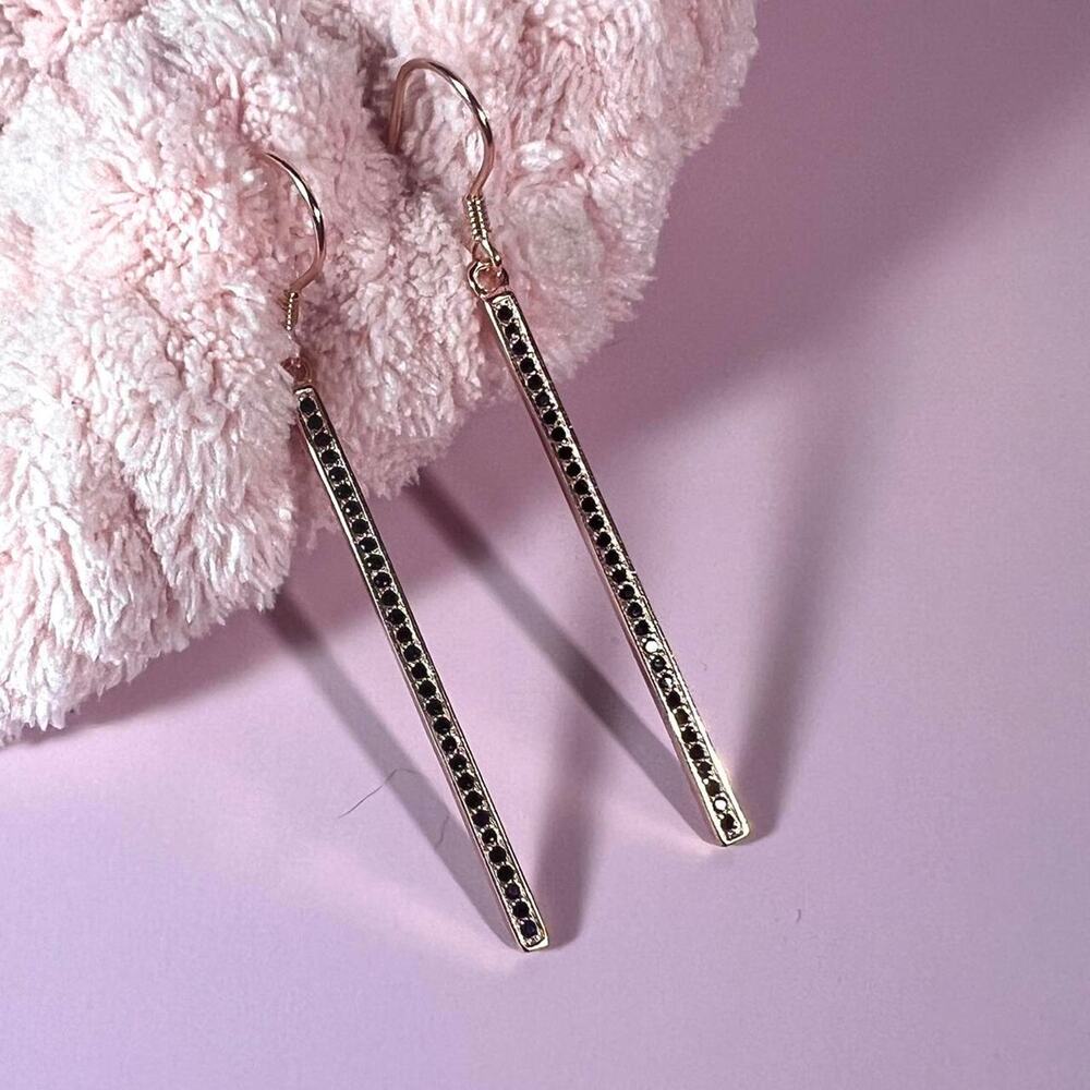 Hespera bar earrings